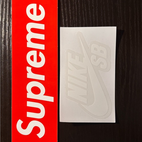 Nike SB White + Supreme Bogo Sticker Authentic - Brand New - Picture 1 of 2